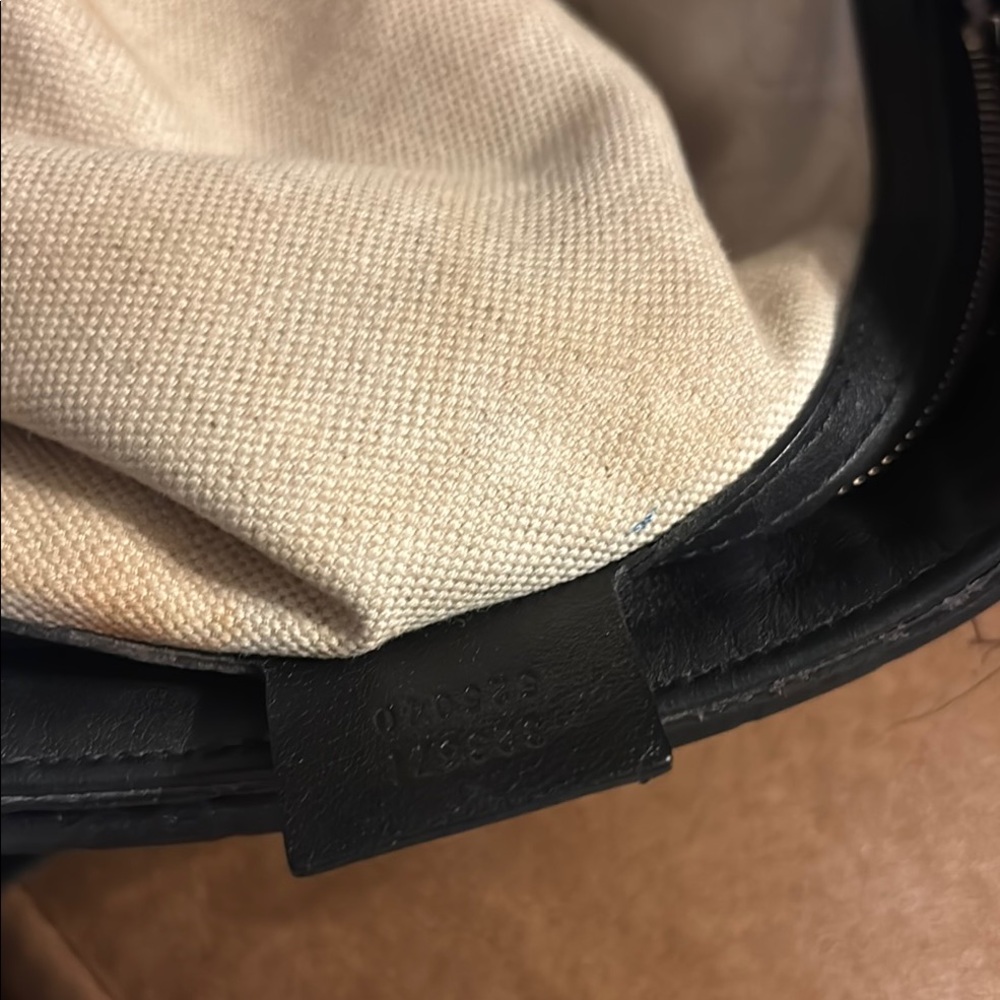 Gucci Embossed Black Leather Tote - Picture 2 of 11